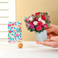 Mini-Rosy-Radiance-small-paper-pop-up-bouquet-of-red-and-pink-roses-—-PetalPal